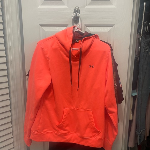 Under Armour Tops - Under Armour hoodie coral large pullover
